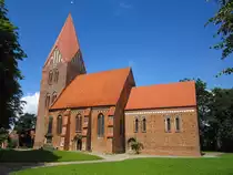 Kl�tz, Backsteingotische St. Marien Kirche (12.07.2012)