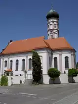 Balzhausen, St. Vitus Kirche, erbaut von 1766 bis 1768, Turmuntergescho� sp�tmittelalterlich, Kreis G�nzburg (18.07.2012)
