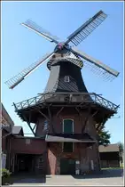 Die Moorseer M�hle stammt aus dem Jahr 1840 und ist eine Galerieholl�nderwindm�hle. Sie steht am Rande von Abbehausen, einem Ortsteil der Stadt Nordenham. Heute wird sie mit ihren Nebengeb�uden als Fachmuseum f�r M�hlengeschichte und -technik genutzt. 15.08.2012. N�here Infos: www.museum-moorseer-muehle.de