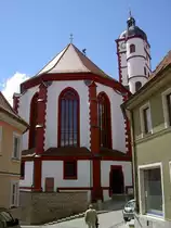 Dettelbach, St. Augustinus Kirche, Vierkantturm von 1444, kleinerer Rundturm von 
1578, Westchor von 1769 bis 1774 (17.06.2012)