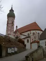 Klosterkirche Andechs, gotische Hallenkirche, erbaut von 1420 bis 1430, 1755 
Rokokoaussattung, Kreis Starnberg (02.03.2012)