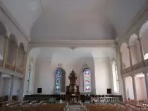 Morges, Kanzelaltar der Ref. Kirche (08.09.2012)