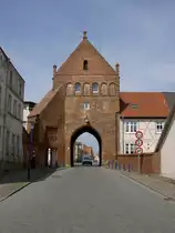 Tribsees, Grimmener Tor oder Steintor, erbaut im 13. Jahrhundert (22.05.2012)
