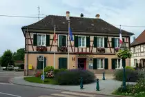 Wolfgantzen im Elsa�, das Rathaus, Juni 2012