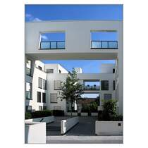 Wohnbebauung  Rosenpark  in Stuttgart nach Pl�nen der Berliner Architekten L�on Wohlhage Wernik (Indische Botschaft, Berlin; Haus am Halensee, Berlin). 30.5.2007 (Jonas)