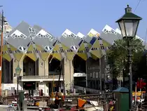 Die Kubush�user in Rotterdam, eine etwas gew�hnungsbed�rftige Architektur; 110902