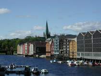 Speicherh�user am Nidelva; 16.06.2001