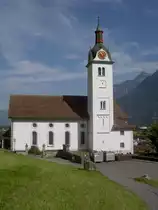 Pfarrkirche von Attinghausen, Turm erbaut ab dem 13. Jahrhundert, Kanton Uri 
(05.09.2010)