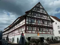 Biberach, die  Untere Schranne  von 1578-93, eines der bedeutendsten Kaufhausbauten des 16.Jahrhunderts in S�ddeutschland, heute Wohn-und Gesch�ftshaus, Aug.2012