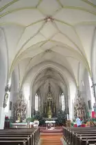 Aschau am Inn, neugotische Alt�re der Maria Himmelfahrt Kirche (30.12.2012)