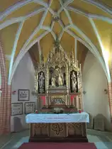 M�hldorf, Altar der St. Johannes Kapelle am Kirchenplatz, Mitte 14. Jahrhundert 
(30.12.2012)