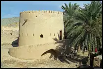 Der Bergfried der portugiesischen Festung Ca�apo in Khasab. (05.12.2012)
