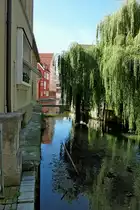 Ehingen, die Schmiech flie�t durch die Altstadt und m�ndet dann in die Donau, Aug.2012