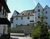 Burg Seeberg (Hrad Ostroh) im Egerland, die Burg wurde um 1200 erbaut, nach der Restaurierung 1990 f�r Besucher zug�nglich, beherbergt ein Museum und ein Restaurant, Mai 2007