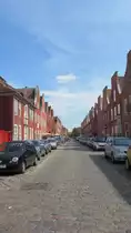 Holl�ndisches Viertel in Potsdam, welches am 15.8.2012 recht zugeparkt war!