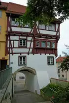 Riedlingen, das M�hlt�rle mit Wohnturm, erbaut im 15.Jahrhundert als Teil der Stadtbefestigung, Aug.2012