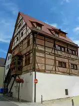 Riedlingen, das Ackerb�rgerhaus  Sch�ne Stiege  von 1556, heute Stadtmuseum, Aug.2012