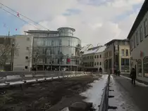 Auch die Schl�sserbr�cke wird bis Ende November 2013 umfanhreich saniert und zeigte sich am 14.03.2013 bereits ohne Stra�enbahngleise. 