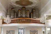 In Bad Krozingen die St.Alban Kirche, die Orgelpfeifen am 18.03.2013 um 11:45h.
Weitere Info´s dieser Kirche finden sie hier > http://seelsorgeeinheit-bad-krozingen.de/index.php?id=34
