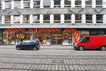 Freiburg im Breisgau, Kaiser-Joseph,Strasse 274
Am 21.03.2013 um 08:00 Neuer�ffnung eines neuen
DM-Marktes.