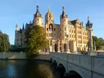 Schloss in Schwerin im Fr�hling 2008