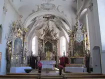 Lech am Arlberg, Rokoko Alt�re von 1791 der St. Nikolaus Kirche (14.04.2013)