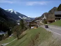 Aussicht auf Sonntag im Gro�en Walsertal mit St. Oswald und Dominikus Kirche (14.04.2013)
