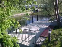 Neue Promenade am M�hlgraben auf der Seite der Insel Pascheke (Pasieka) in Oppeln (Opole) im Sommer 2012