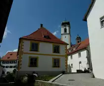 Wolfegg, Schlo�geb�ude und Pfarrkirche, Aug.2012