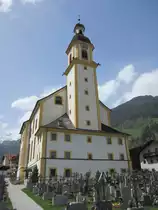 Neustift, Pfarrkirche St. Georg, erbaut von 1768 bis 1774 von Franz de Paula Penz 
(01.05.2013)