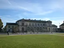 Das Bahnhofsgeb�ude von M�hlhausen.(8.10.2012)