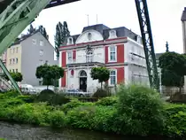 Die Villa Uferstra�e 20 in Wuppertal-Heckinghausen.(6.7.2012)