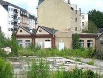 Dieser kleine rest einer Fabrikanlage steht an der Matthesstra�e in Chemnitz, 09.07.07