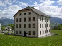 Terfens bei Schwaz, Pfarrhaus am Dorfplatz (09.05.2013)