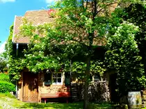 Deutschland, Saarland, Saarpfalz-Kreis, Ein�d (Stadtteil von Homburg), altes Bauernhaus, 18.05.2013