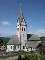 Keutschach, St. Georg Kirche, erbaut 1237, sp�tgotisch und sp�tbarock erweitert (19.05.2013)