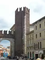 Ein St�ck der Stadtmauer in Verona, 30.ai 2013.