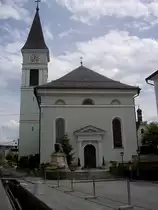 W�rgl, Stadtkirche St. Laurentius, erbaut von 1748 bis 1836, klassizistisch erweitert 1837, neubarocke Erweiterung 1912 (09.06.2013)