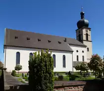 Kappel-Grafenhausen, die katholische Kirche St.Cyprian in Kappel, erbaut 1826-28 vom Weinbrennersch�ler Hans Vo�, Mai 2013