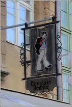 Gdansk. Wirtshausschild des 'Danziger Bowke' an der Langen Br�cke. 14.05.2013