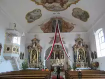 Huisheim, Alt�re und Kanzel von 1720 der Pfarrkirche St. Vitus (15.06.2013)
