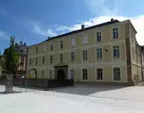 H�ningen (Huningue), das Gerichtsgeb�ude am Abbatucci-Platz, Mai 2013