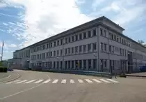 Ottmarsheim, Geb�ude des Wasserkraftwerkes am Rheinseitenkanal, Juni 2013