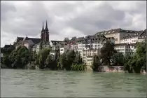 . Stadt und Fluss - Basel am Rhein, mit dem M�nster. 22.06.2013 (Matthias)