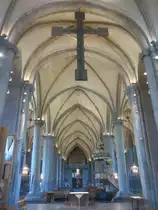 Link�ping, Langschiff der Domkirche mit Triumpfkreuz aus dem 14. Jahrhundert (11.07.2013)