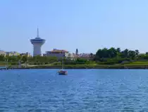 Frankreich, Languedoc-Roussillon, H�rault, Palavas-les-Flots, Biotop des �tang du Grec, Leuchtturm (ein Restaurant), 30.08.2013