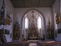 Hauptaltar in der kath. Pfarrkirche St. Johannes der T�ufer in Bad Hindelang (Oberallg�u, Juli 2008)