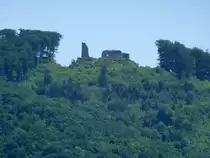 Ebringen/Markgr�flerland, hoch �ber dem Ort auf einem Nebengipfel des Sch�nberges (516m) steht die Ruine Schneeburg, 1312 erstmals erw�hnt, Juni 2013