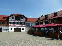 Gebhardsweiler bei Uhldingen/Bodensee, seit M�rz 2013 befindet sich in diesen neuen Geb�uden eines der gr��ten Traktorenmuseen, Aug.2013