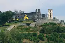 Voitsberg, Burgruine Obervoitsberg, die heute noch sichtbaren Mauerreste stammen aus dem 14. und 15. Jahrhundert (19.08.2013)
